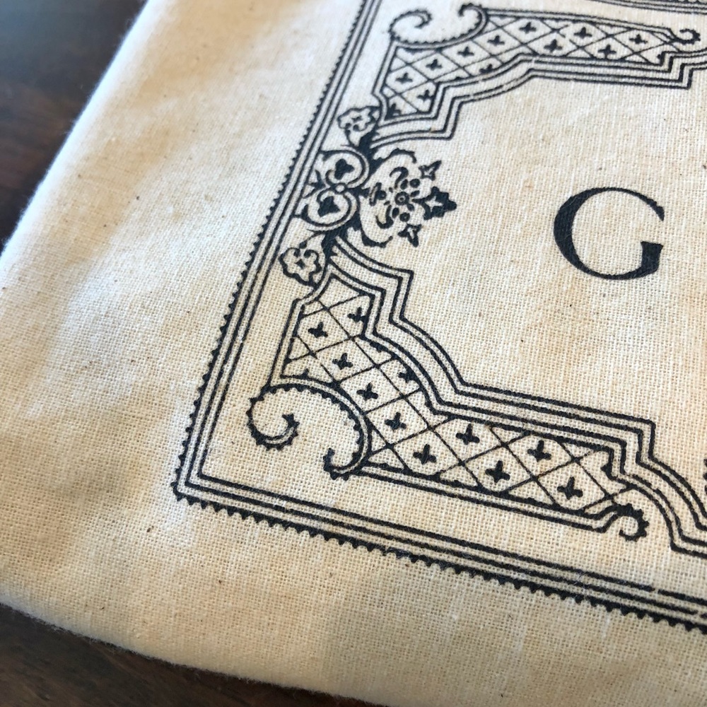 GUCCI Canvas Shopping Tote 👜 - Picture 7 of 8